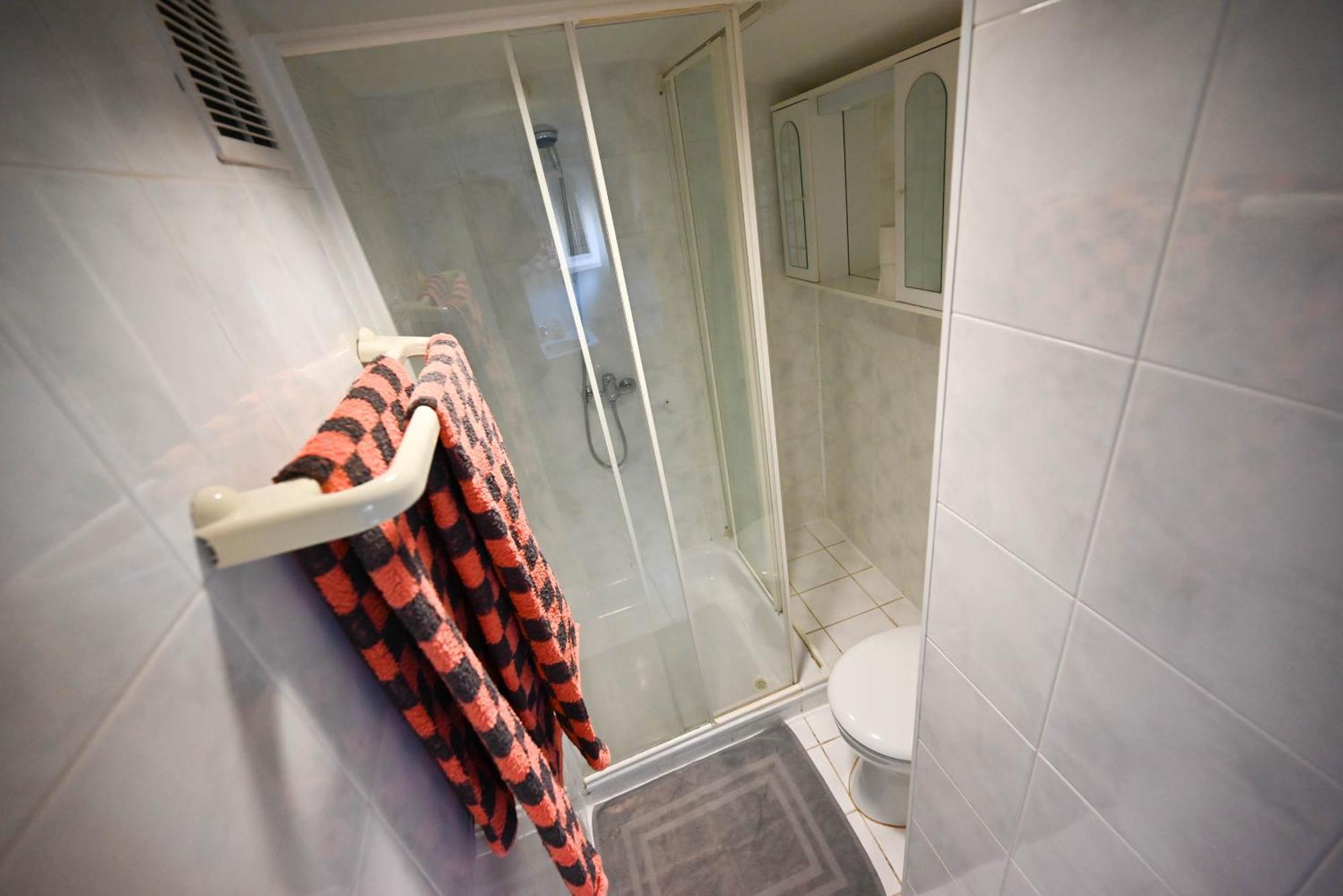 Peter Apartman *